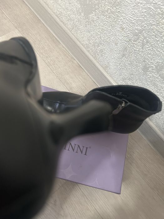 Продам ботильоны