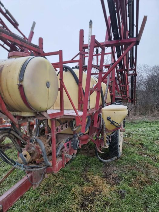 Hardi 2400 litri 18 m Metru