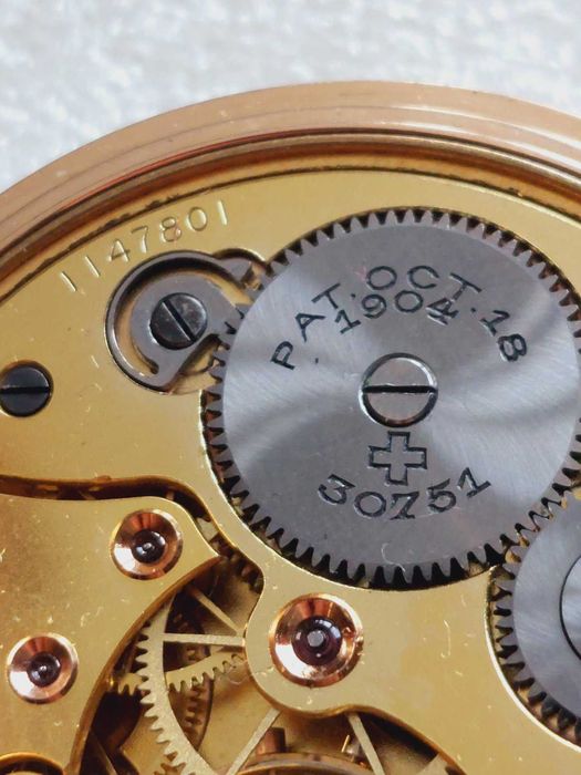 Златен 18к джобен часовник Зенит(Zenith) отлично съст-е 42 гр. в 18к