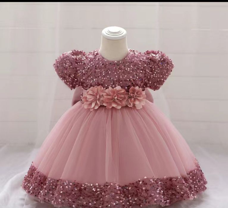 Детское розовое платье