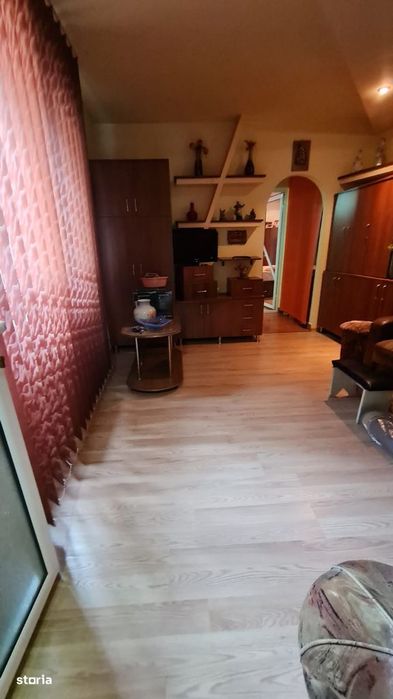 Apartament 2 camere decomandat,et.1 ,zona Marasesti — fotografia 3