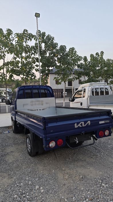 Kia bongo 2022 17,500km