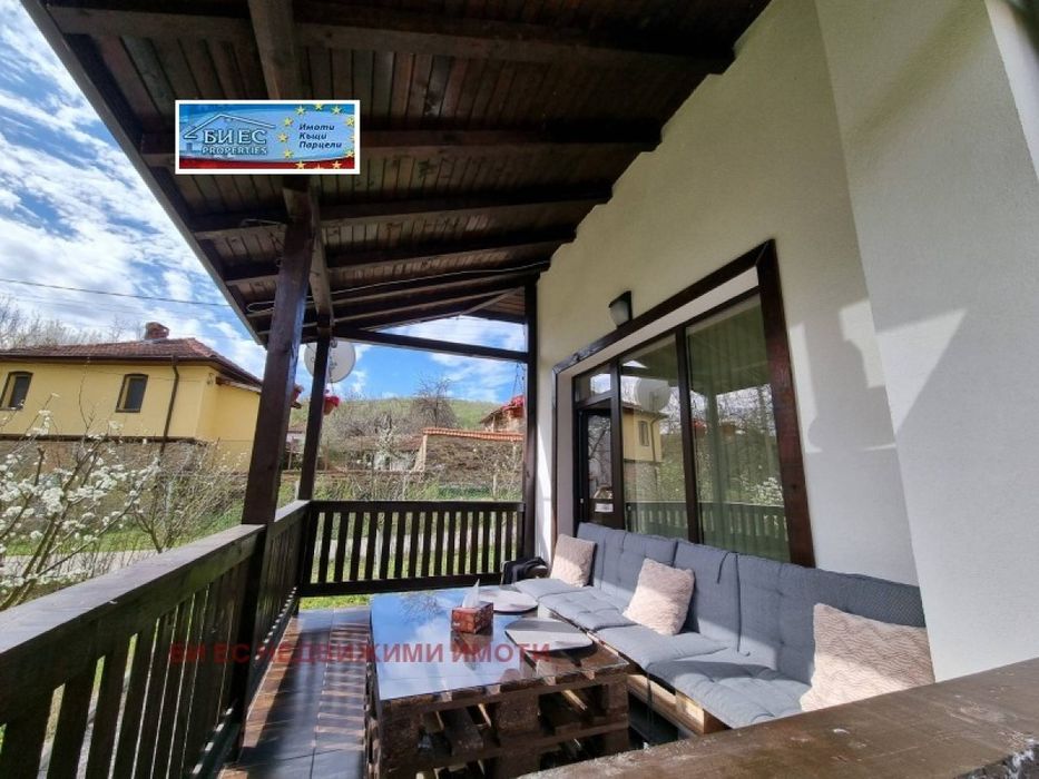 Продажба Къща гр. Угърчин - с. Сопот 90m²