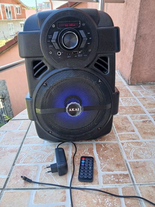 Boxa AKAI,in stare buna de funcționare