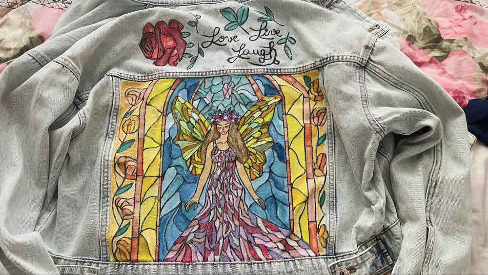 Geaca de blugi pictata manual