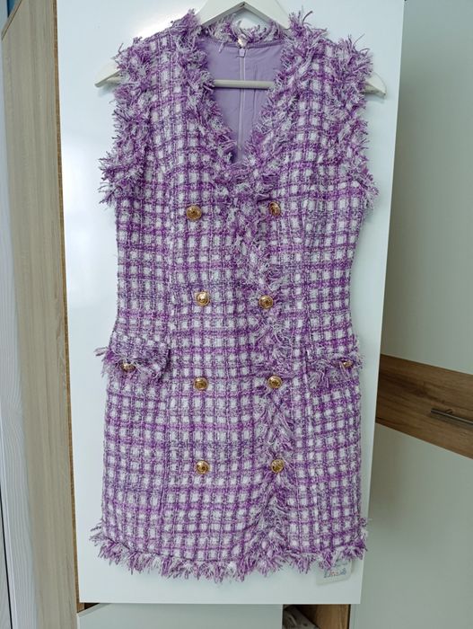 Нова  с етикет! Разкошна лилава рокля букле