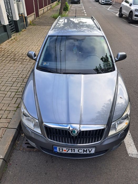 SKODA Octavia 2012 — imagine 4