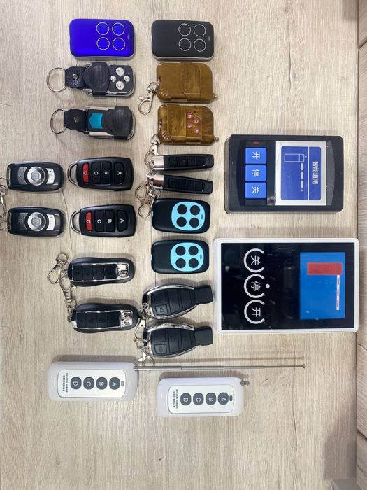 Скидки на универсальные пульты для Шлагбаумов распашных ворот рольстав