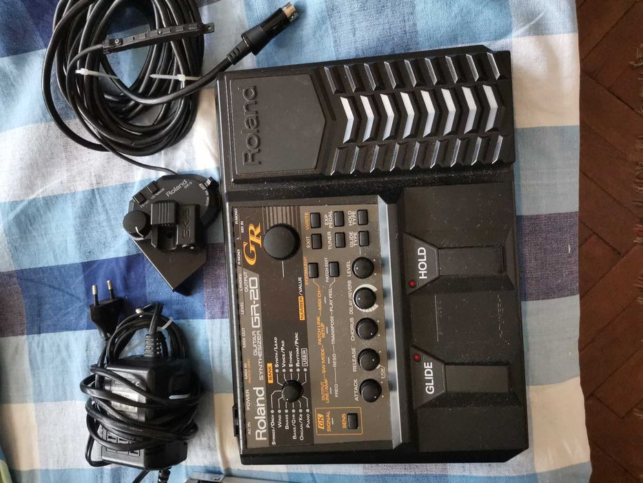 Roland gr20 +gk3 /midi cable -синтезатор за китара>   НАМАЛЕНИЕ