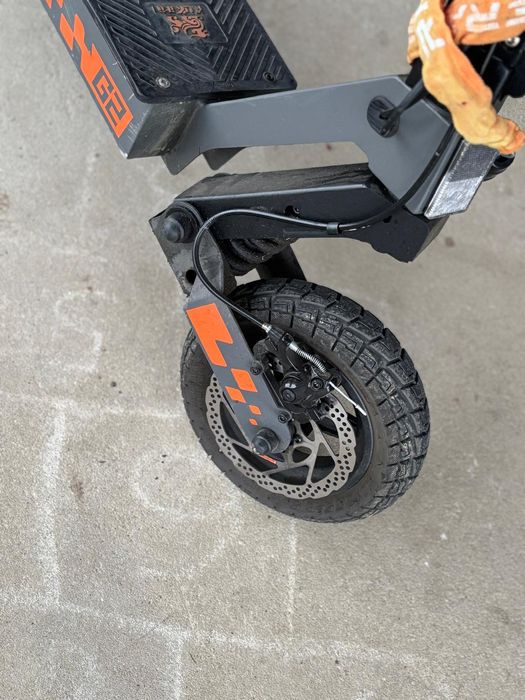 Vând scuter electric Kukirin G2