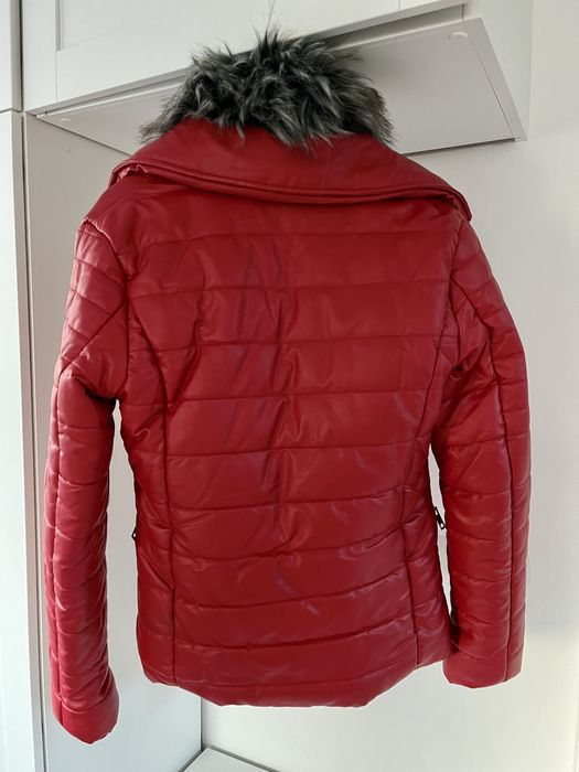 Geacă groasă de piele ECO cu guler de blană / marimea S