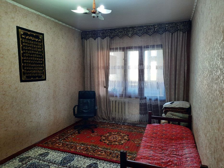 Продаётся 4-х комнатная квартира в Янгихаётском районе