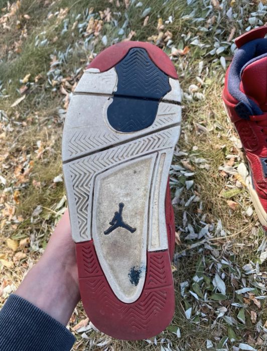 Jordan 4 OG Fiba Fire Gym Red Obsidian Navy