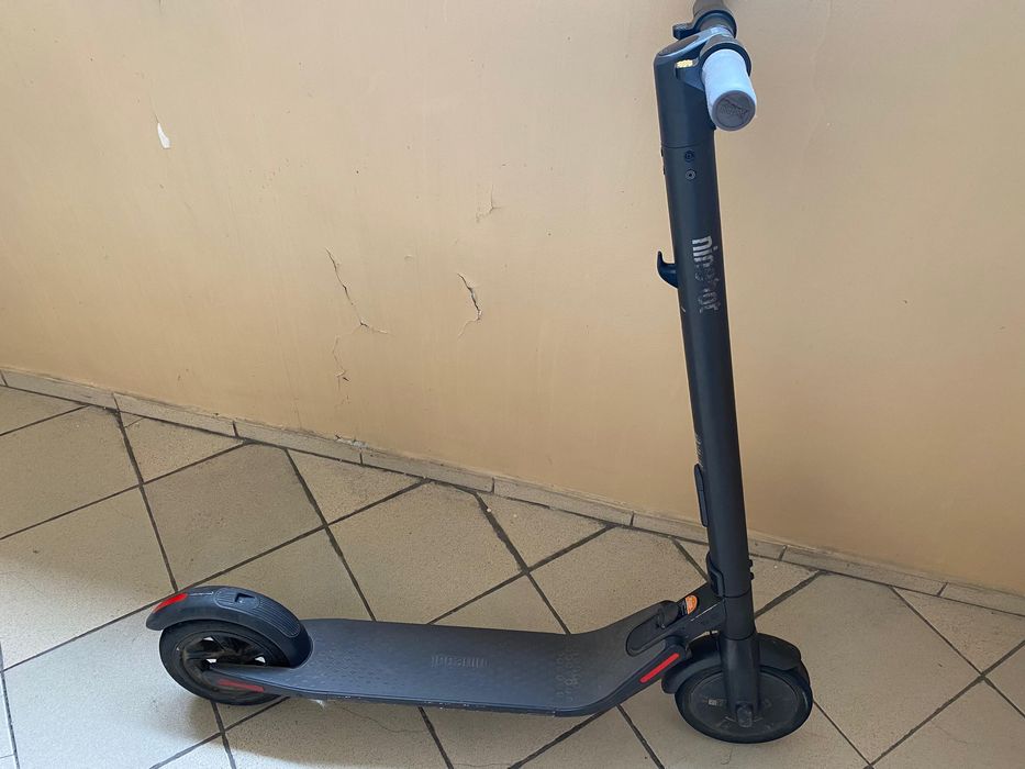 Nanebot самокат