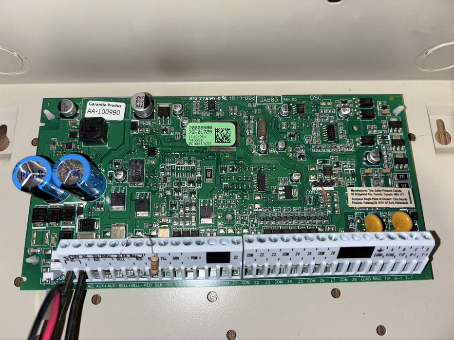 Sistem alarma antiefractie DSC POWER PC 1616 H