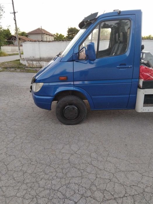 Пътна помощ мерцедес спринтер