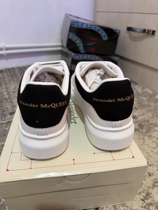 Alexander Mcqueen 42