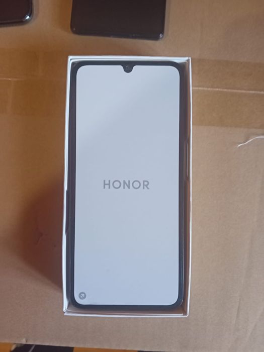 3 telefoane schimb pe iPhone!