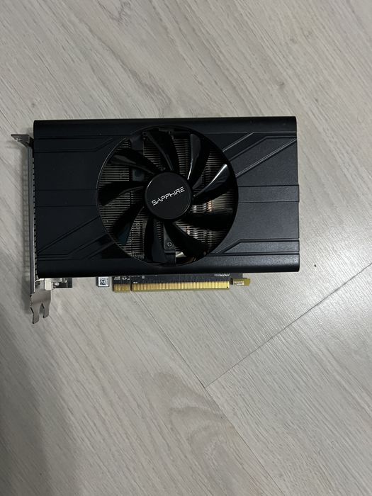 Placa video RX570 4gb cu sursa saegotep de 500w