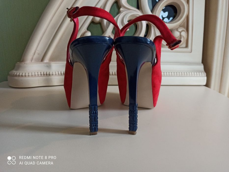 Босоножки оооочень удобные))