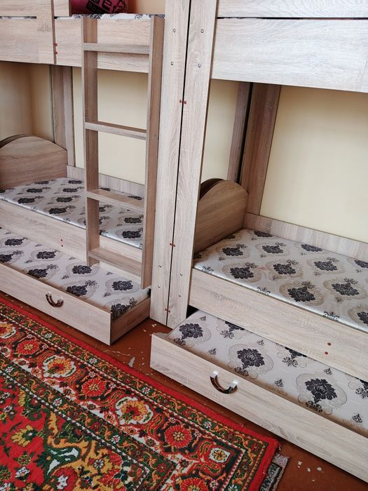 Dediski devan yangi hali kelishilgan narxlarda 3 ta bor.