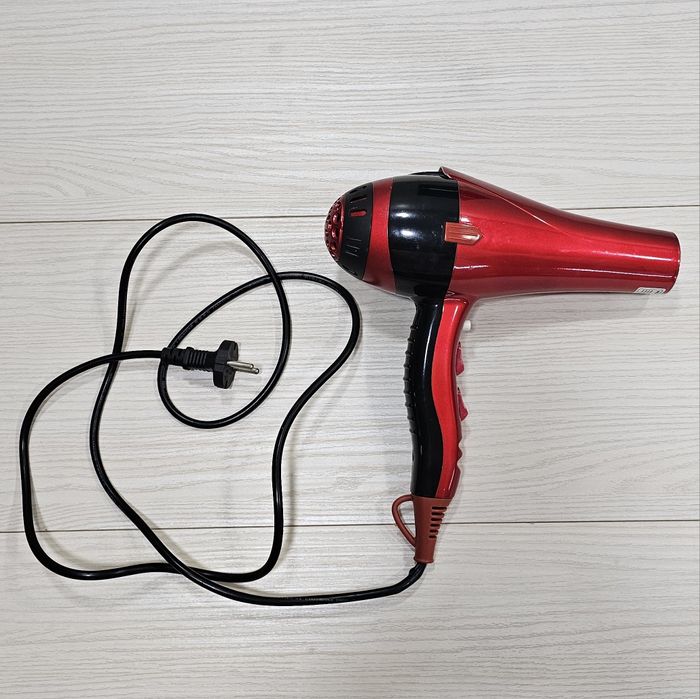 Продам фен и плойку