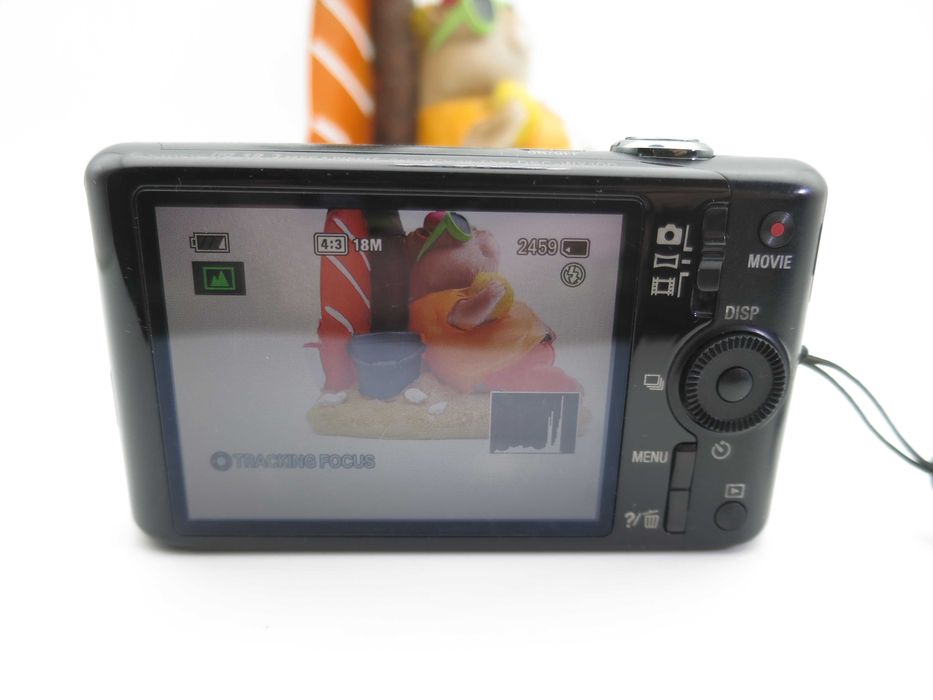 Sony Cyber Shot WX100 ултра компактен цифров фотоапара, дигитална камера в черен цвят, FULL-HD, 10x оптичен зум, 16MP, пълен комплект, работи отлично
