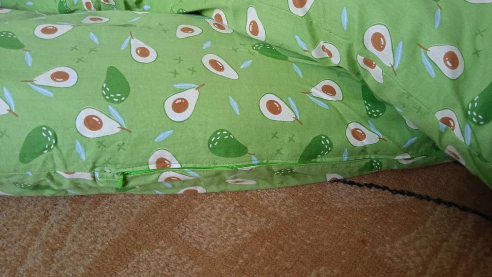 Продам недорого подушку