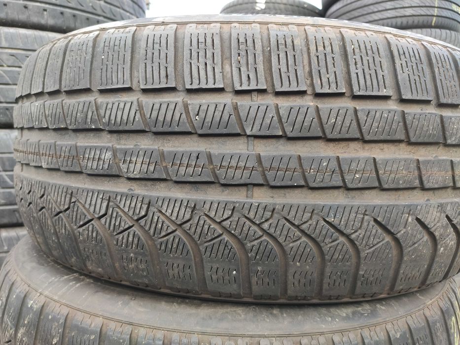 2бр Зимни гуми 245 45 20 - Pirelli