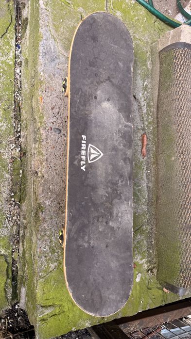 Skateboard Firefly