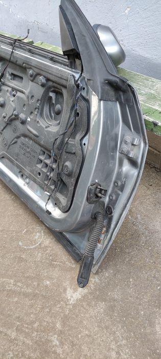 Авто части за автомобили