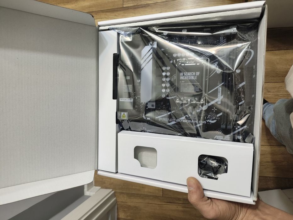 Продам комплектующие на 1700 Prime B760M-K-D4 новая в упаковке