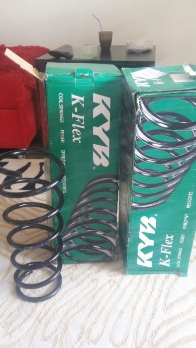 Продам пружины мазда 323f 1999-03г