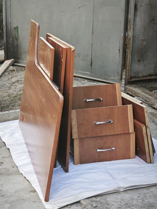 Угловой компьютерный стол с тумбой, б/у