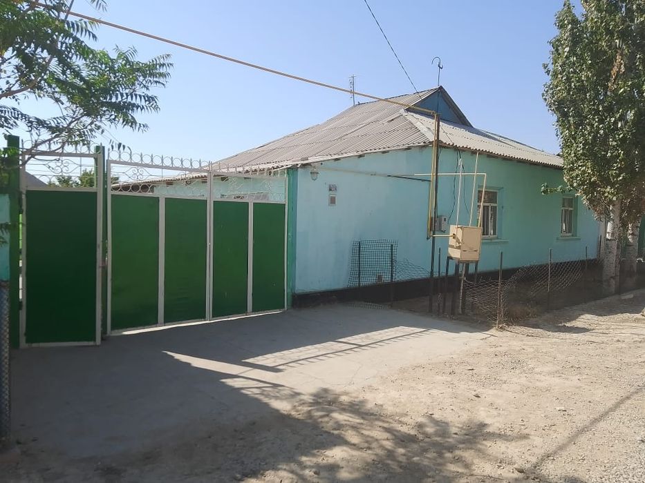 Тез арада үй сатылады!