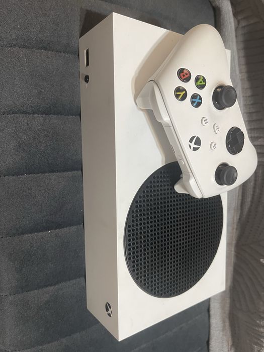 Продам X box series s