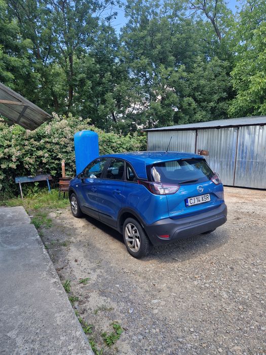 Vând Opel Crossland