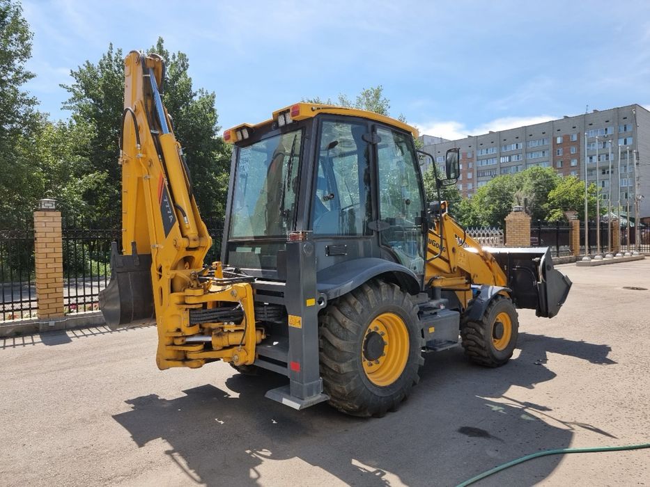 Услуги экскаватора погрузчика , гидромолот