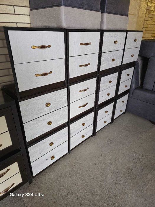 Тумбочка сотилади