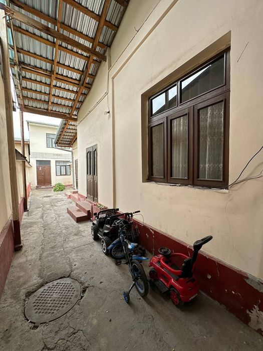 Продаётся дом 2 сот 4 комнаты Мирабадский район Американская школа