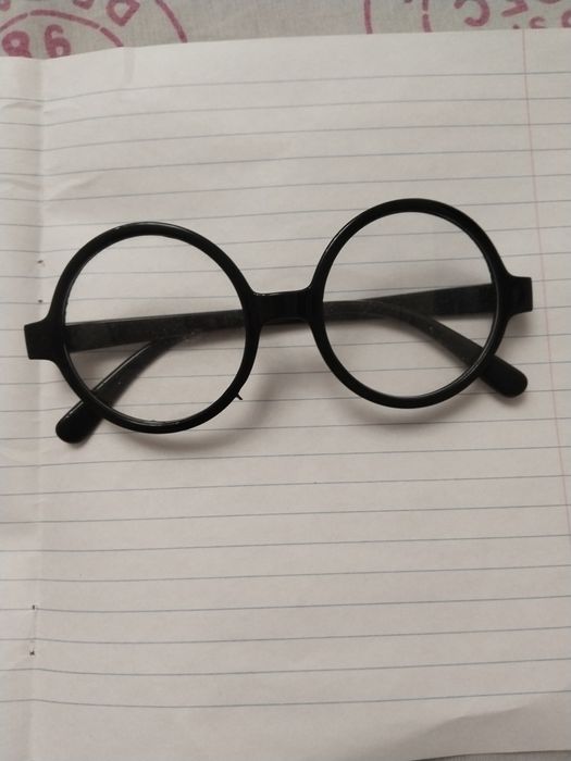 Очки обычные без эффектов