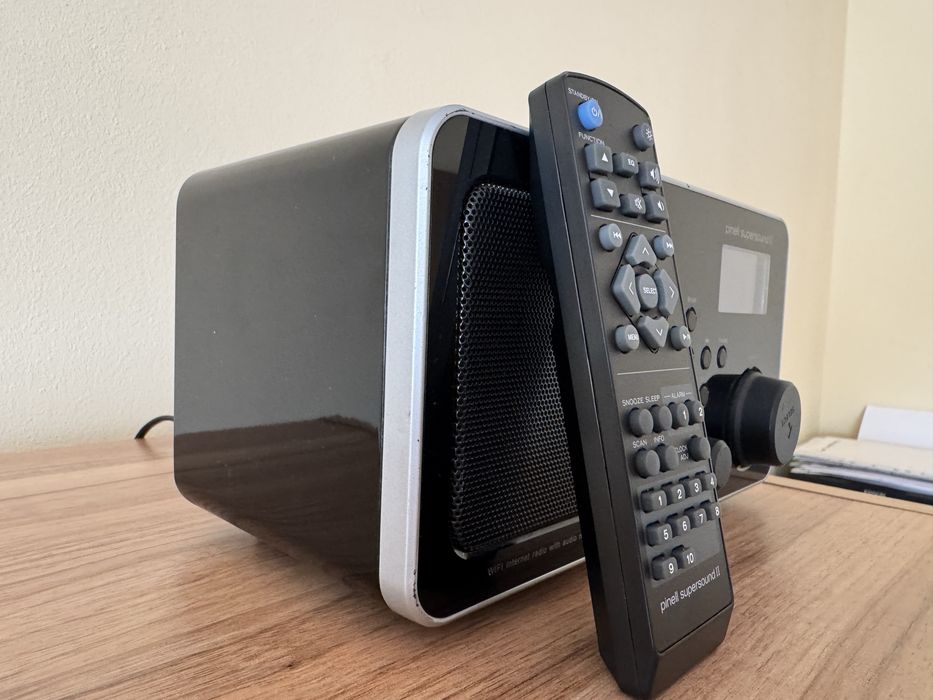 Pinell Supersound ll Radio FM, network player cu telecomanda.