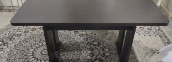 Продам стол недорого