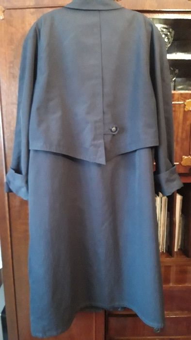 Пальто-плащ жен 54-56 размер