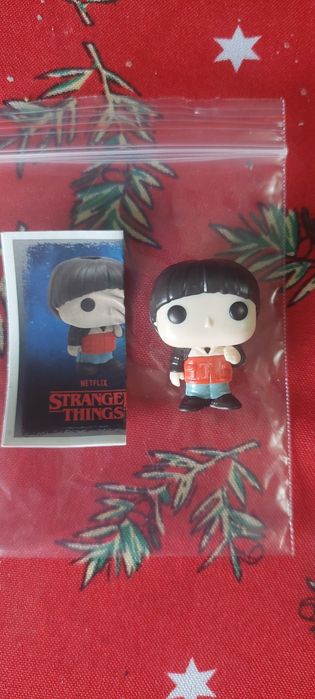 Stranger things kinder joy