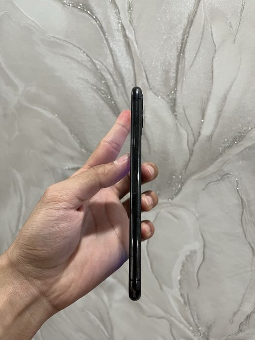 Продам iPhone 11 Pro Max 256gb в идеальном состоянии