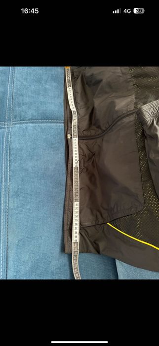 Vând trening adidas