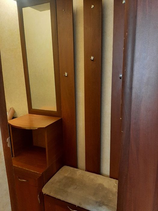 Продаю прихожий гарнитур