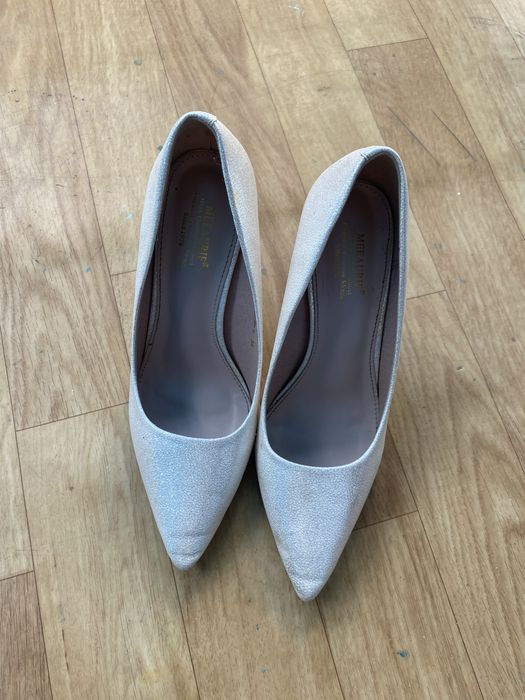 Туфли сатылады новый