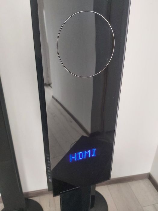 Titlu Anunț: Sistem Home Cinema  Samsung HT-TXQ120 – Design Premium "Tallboy", 1000W, Sunet de Excepție
​Descriere:
​Vând sistem Home Cinema Samsun